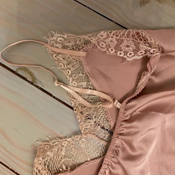 Tank Top - Picture 2 of 2